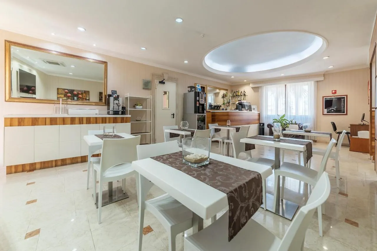 Hotel Riviera Fiumicino 3*,